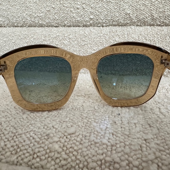 New Tom Ford Transparent Julia-02 Sunglasses - Picture 4 of 7